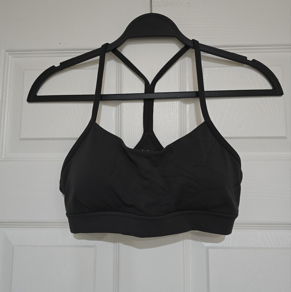 Flow Y Bra - Picture 2 of 3